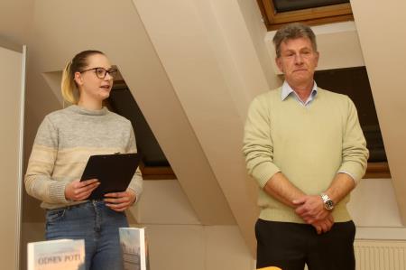 STOJAN STRAŽIŠČAR PREDSTAVITEV KNJIGE 03 FOTO LJUBO VUKELIČ